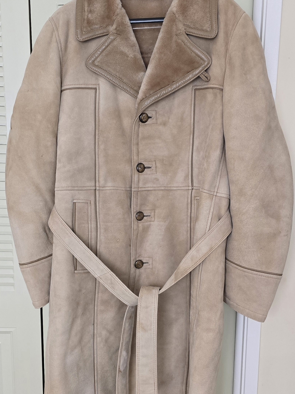 NWOT Vintage TaupeMontreal Leather Garment Shearling Sheepskin Coat Size 46 Tall